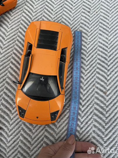 Jada 1/24 Lamborghini aventador lp700-4 2011