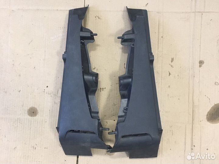 Кронштейн полки багажника Skoda Octavia A5 (3364)