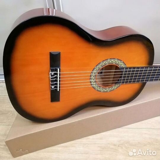 Гитара новая для обучения