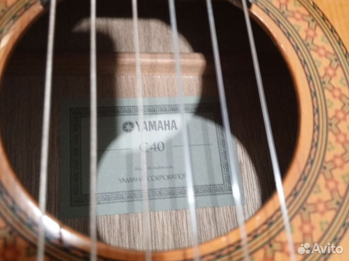 Гитара yamaha c40, Indonesia