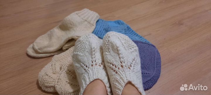Носки и тапочки вязаные