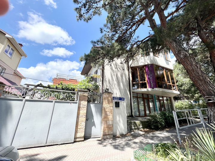 Комната 26 м², 3/3 эт.