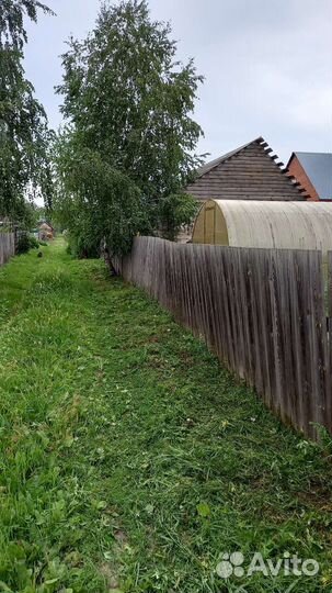 Покос травы триммером