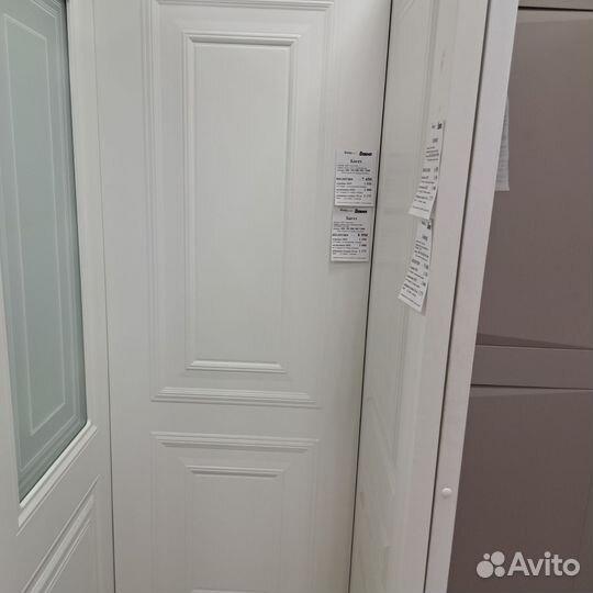 Двери межкомнатные новые