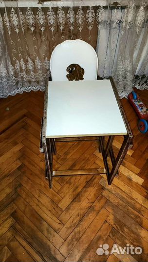 Стульчик для кормления