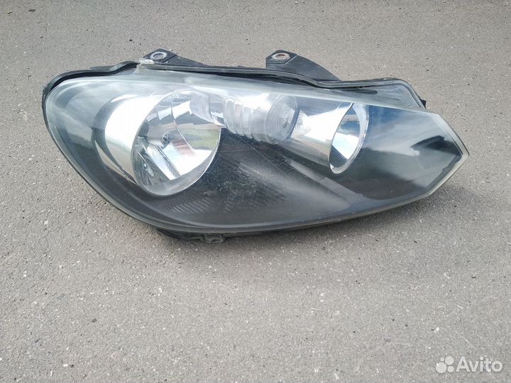 Правая фара б/у оригинал на VW Гольф-6 2008-2014 г