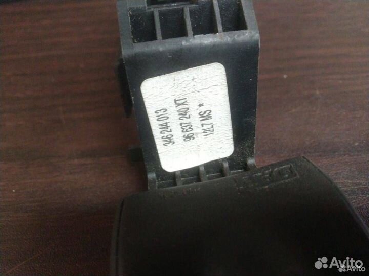 Переключатель подрулевой управления магнитолой