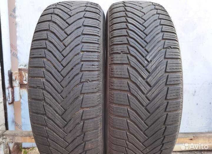 Michelin Alpin 6 215/65 R16 98H
