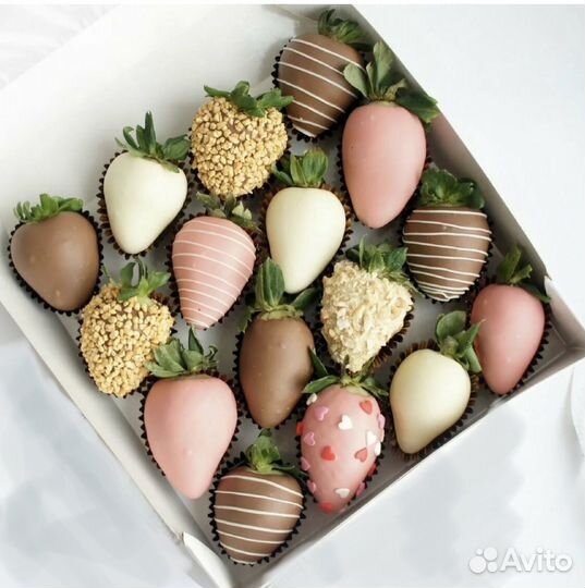 Набор клубники в шоколаде, бокс подарочный