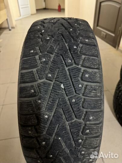 Pirelli Ice Zero 215/55 R16 97T