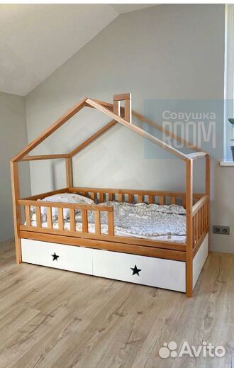Детская кровать домик