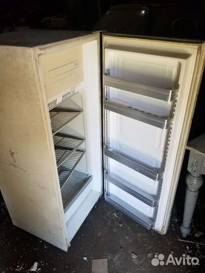 Новый холодильник ЗИЛ 64