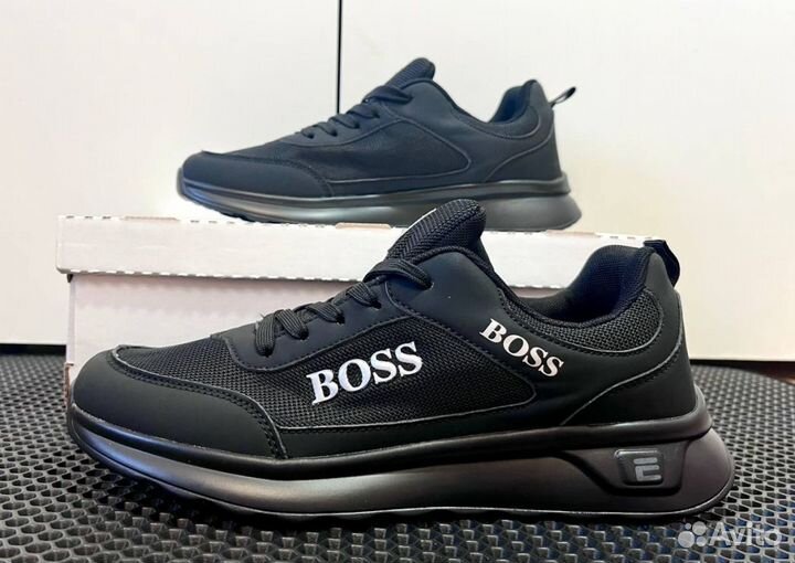 Кроссовки Boss комфортные