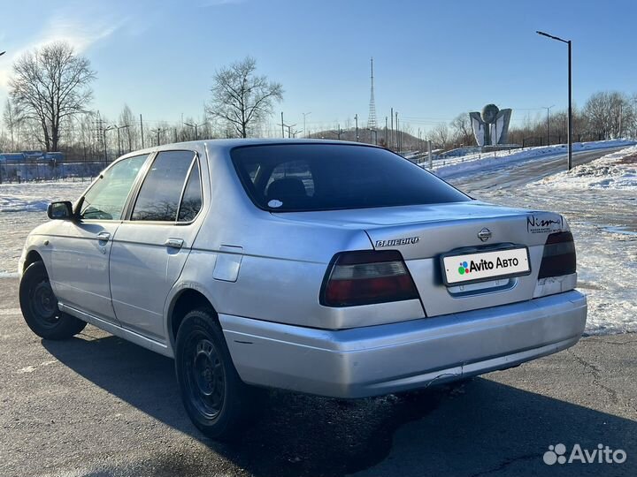 Nissan Bluebird 1.8 AT, 1998, 157 000 км