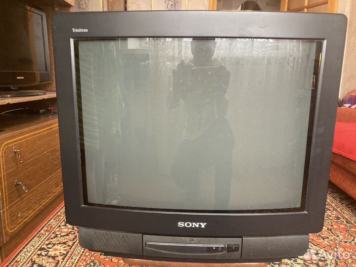 Продам телевизор Sony Trinitron KV-M2100K