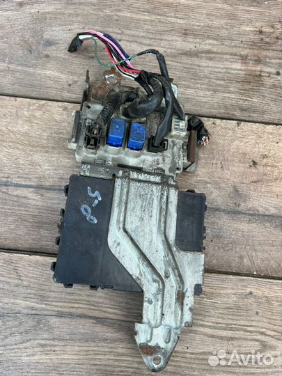 Блок управления бортовой сети Infiniti Fx 35 3.2