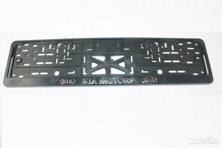 Рамка под номер с защелкой серебро киа рельеф