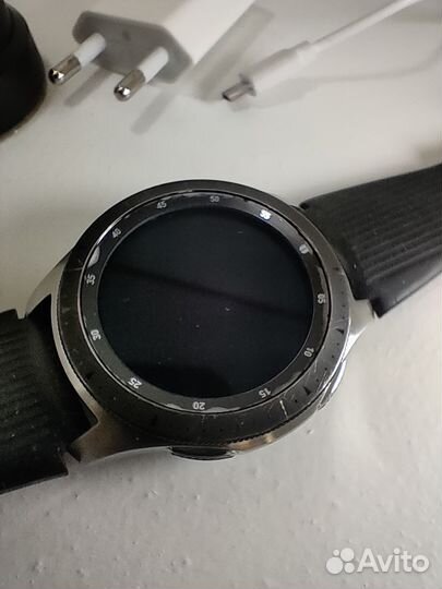 Смарт часы samsung galaxy watch sm-r800