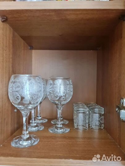 Поднос зеркало, бокалы, крышки