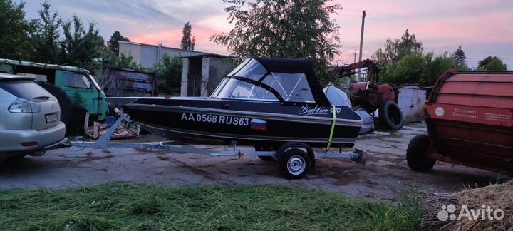 Моторная лодка