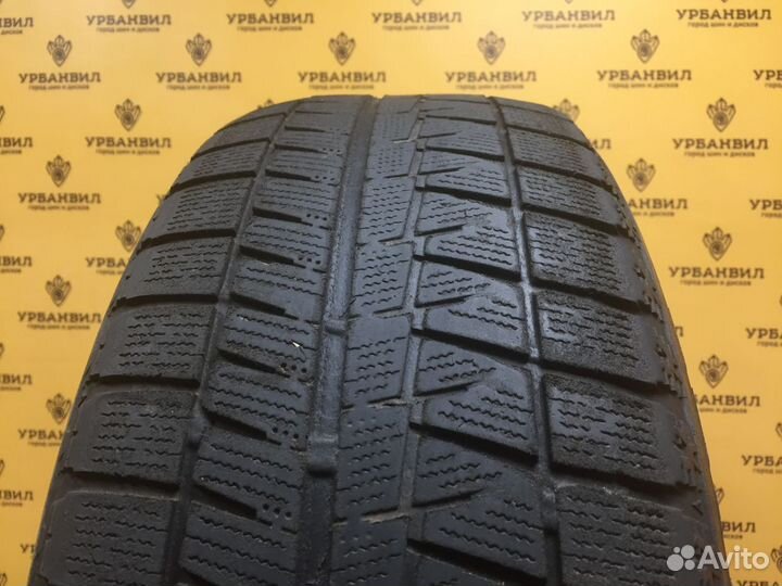 Bridgestone Blizzak Revo GZ 215/60 R17 96S