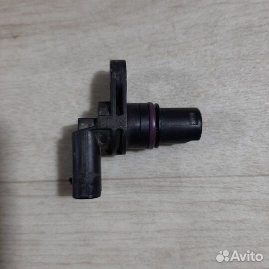 Датчик положения коленвала Volkswagen Polo седан