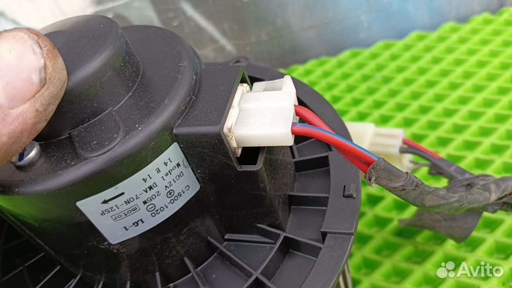 Моторчик печки geely mk