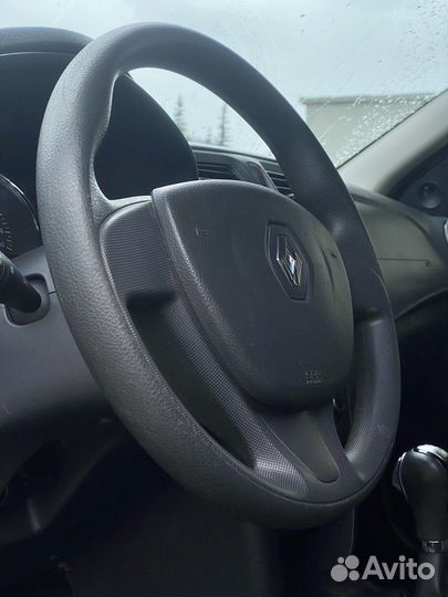 Renault Logan 1.6 AT, 2017, 82 210 км