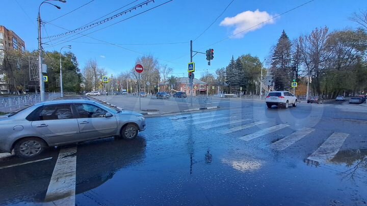 Торговая площадь, 27.7 м² с отдельным входом