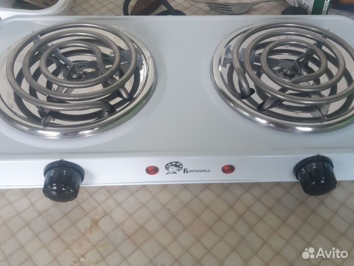 Электрическаядвухкомфорочная плиту
