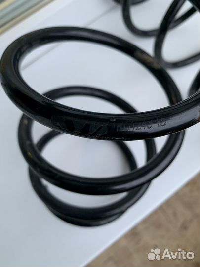 Передние пружины гольф 4