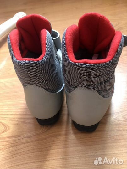 Лыжные ботинки детские