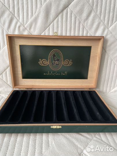 Деревянная коробка от сигар