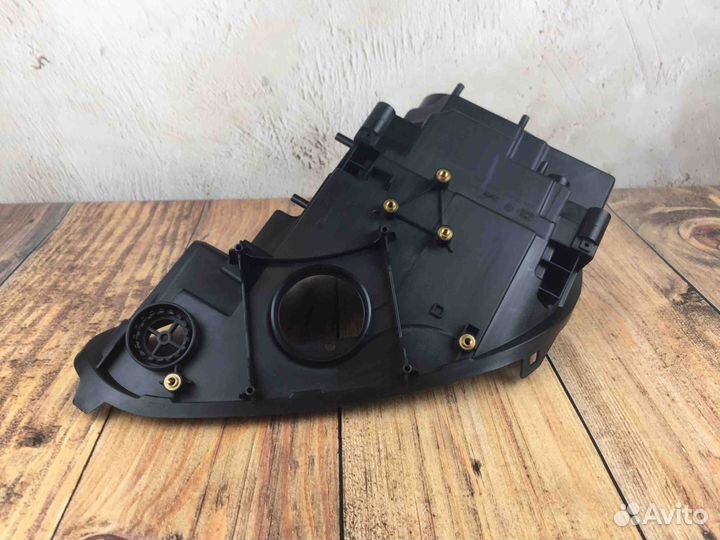 Корпус фары LED Porsche Cayenne II 2017