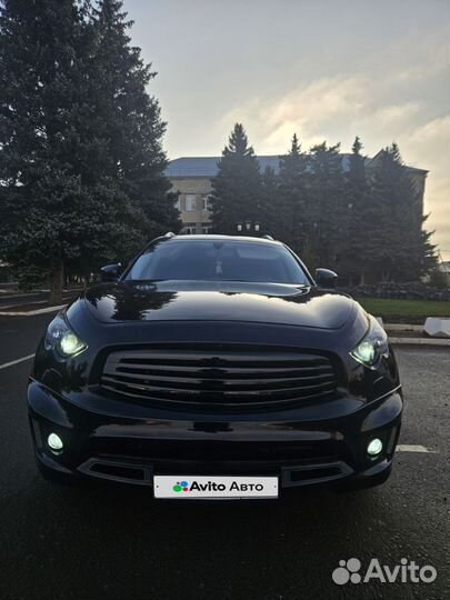 Infiniti FX50 5.0 AT, 2011, 225 000 км