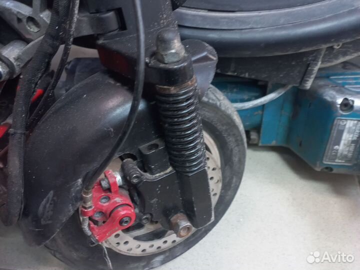 Электросамокат Kugoo M4