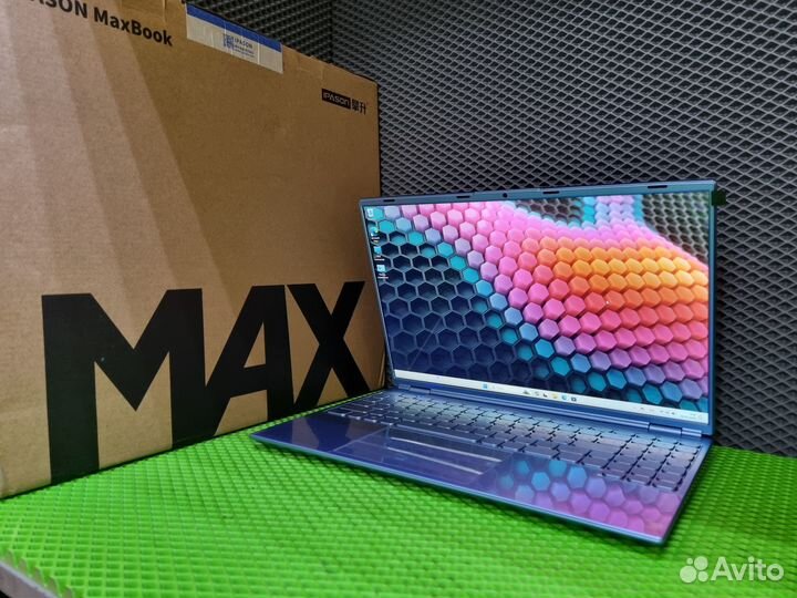 Ноутбук Новый intel i7/12Гб/SSD 512Gb