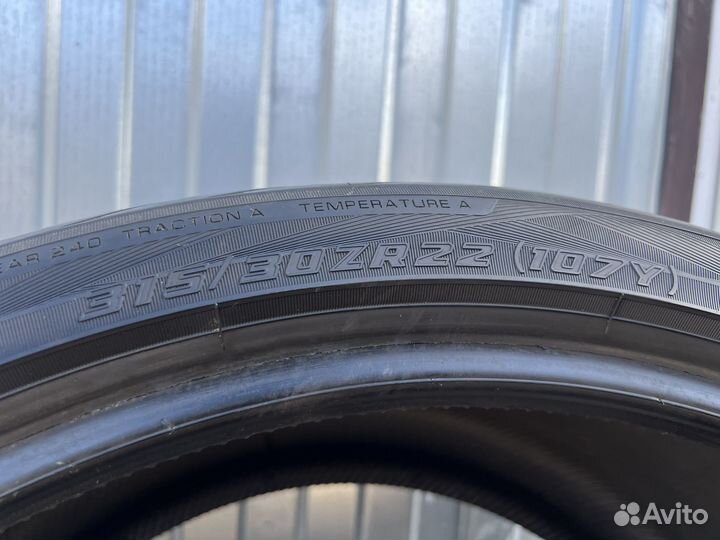 Yokohama Advan Sport V105 315/30 R22