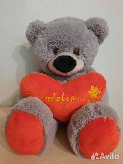Плюшевый медведь