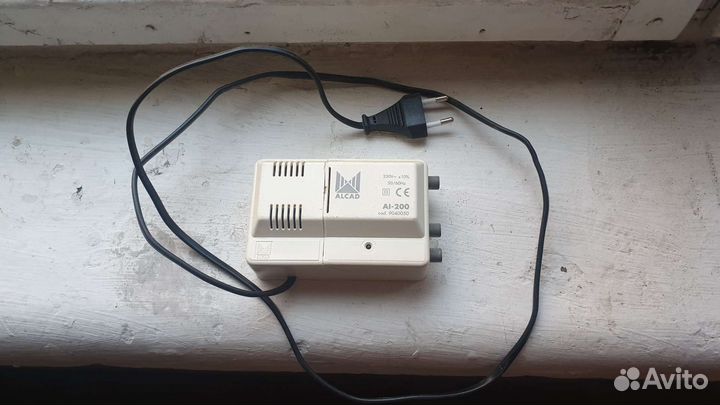 Антенный усилитель, делитель, сплитер