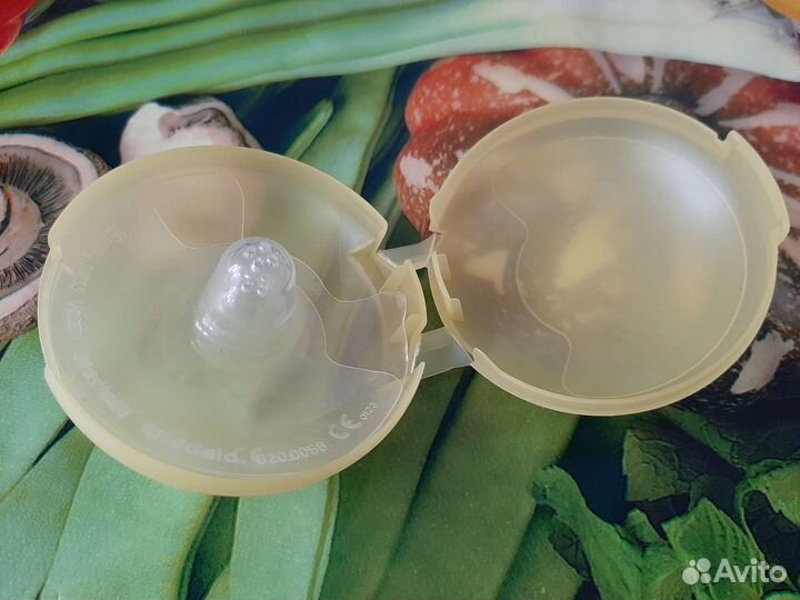 Накладки на грудь