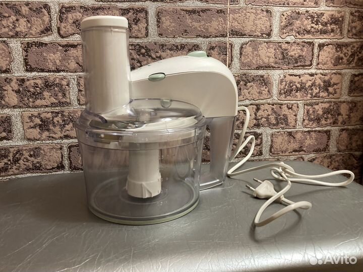 Кухонный комбайн philips HR 7605