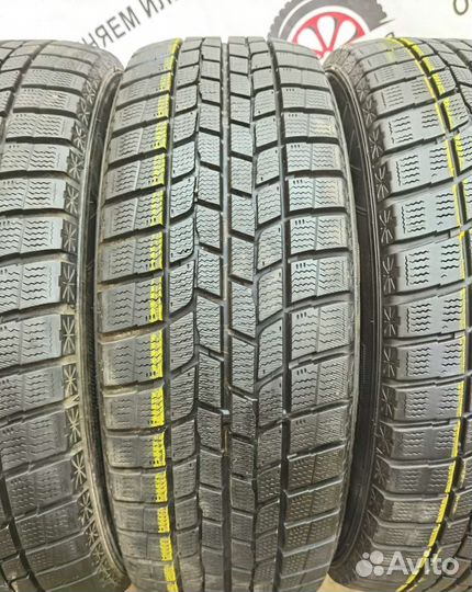 Goodyear Ice Navi 6 215/60 R17 97H