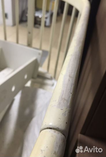 Детская кроватка с маятником овальная