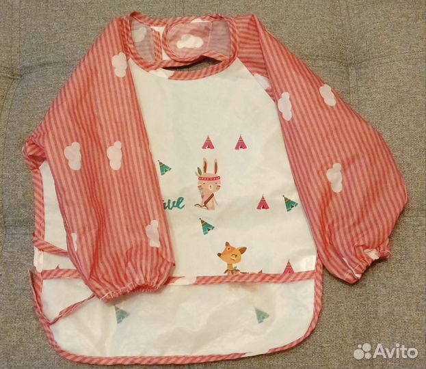 Отдам фартук-слюнявчик