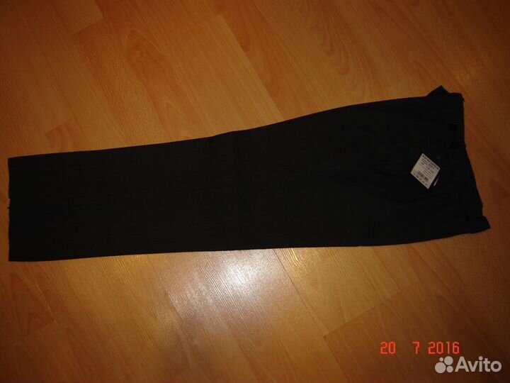 Новые школьные брюки, р.116-122