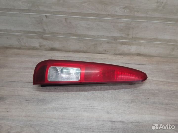 Фонарь задний левый Ford Fusion I рестайлинг (2005