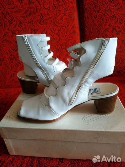 Обувь женская. Натуральная кожа