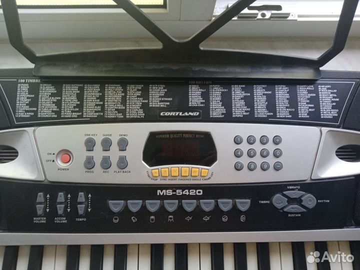 Синтезатор Cortland ms-5420