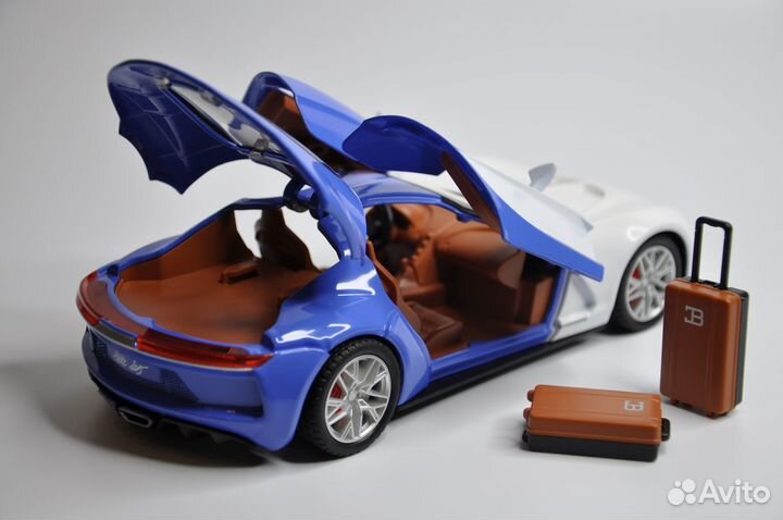 Модель автомобиля Bugatti Atlantic металл